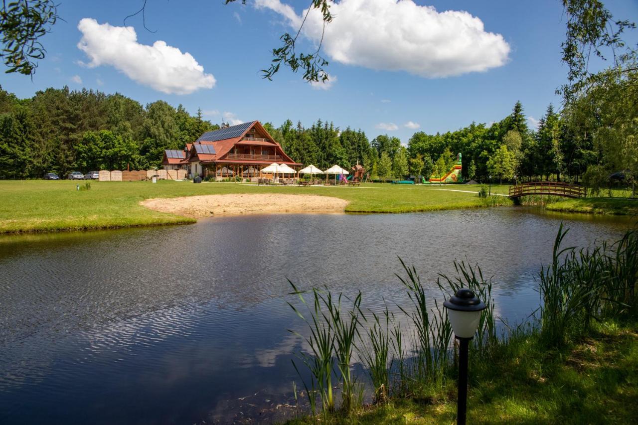Dworek Dabrowa Tomaszow Lubelski Exterior photo